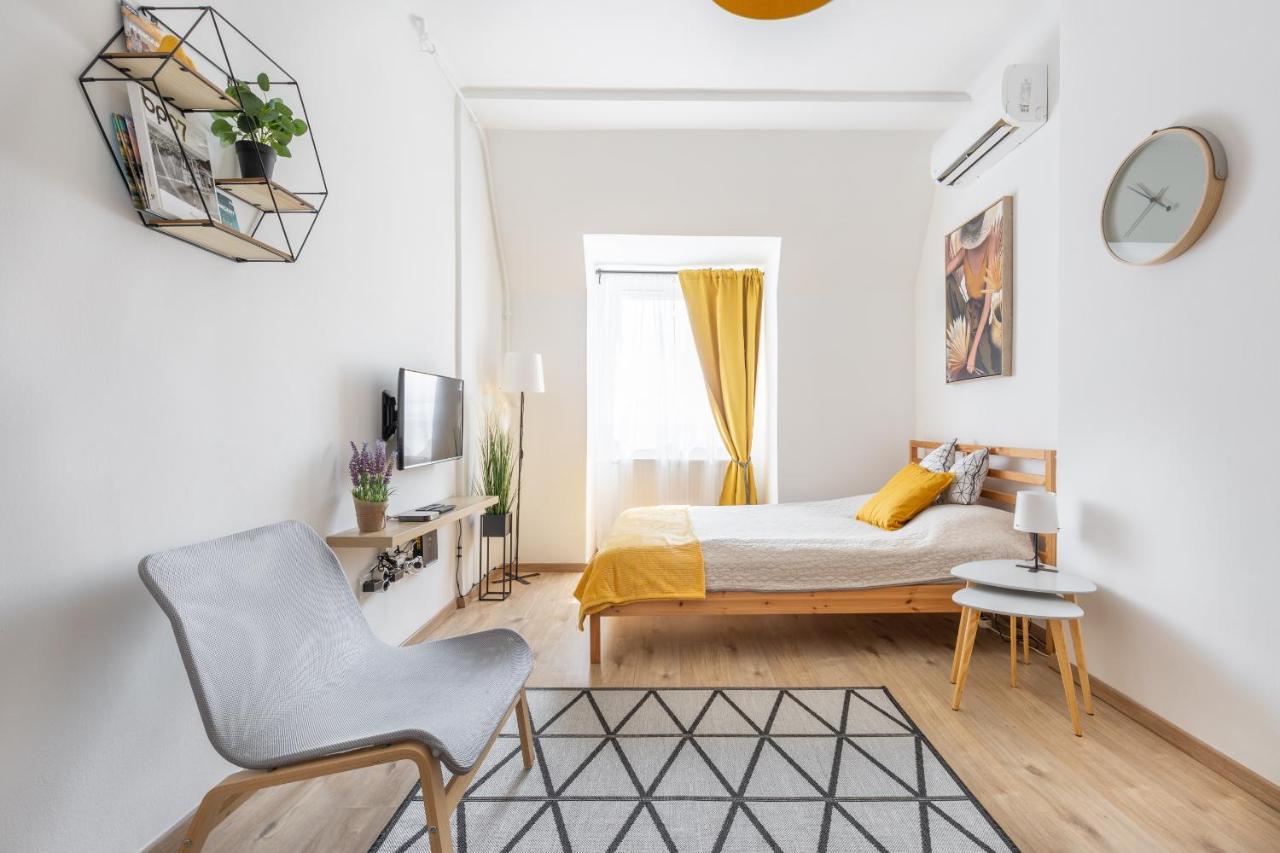 P34 Pannonia Apartment Budapest Bagian luar foto