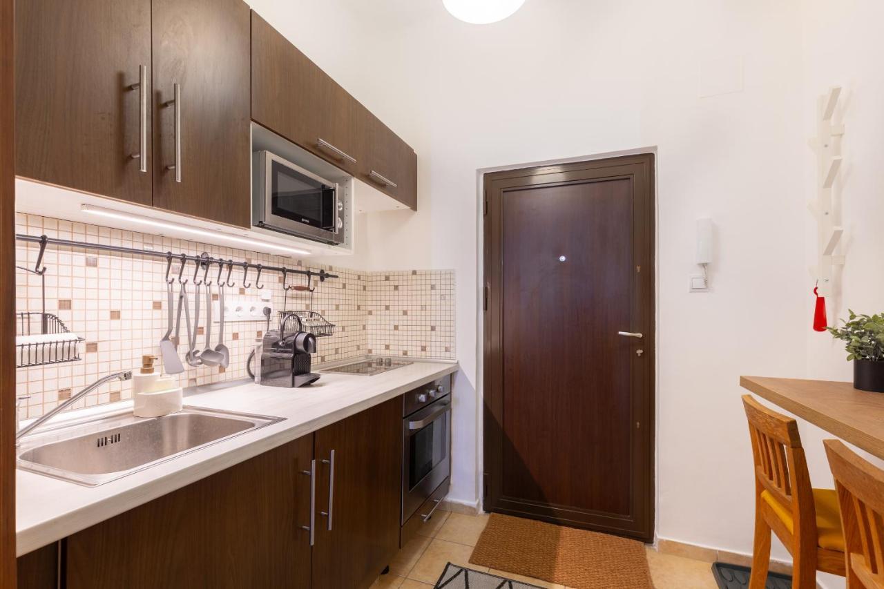 P34 Pannonia Apartment Budapest Bagian luar foto